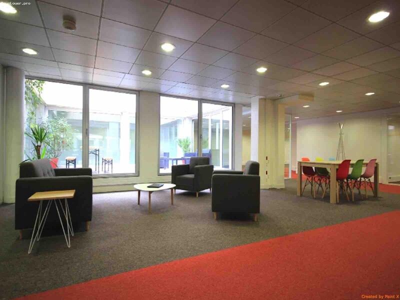 Bureaux fermés 12m2 à 40m2 + 170m2 d'espace commun
