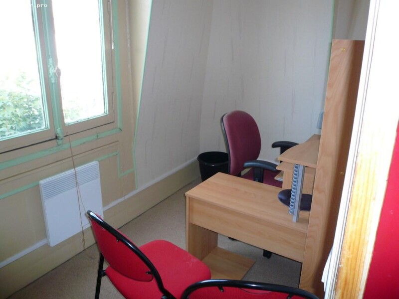 PETIT BUREAU INDEPENDANT