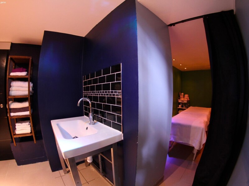 Sous location cabine de soins (esthétique) à Suresnes